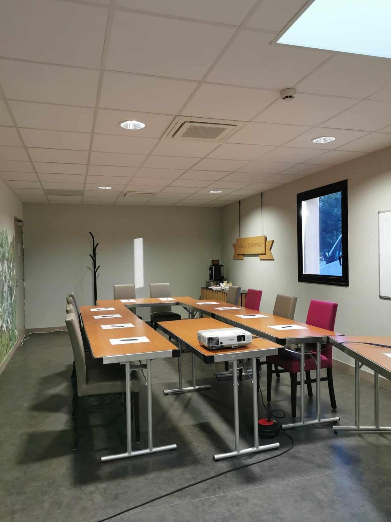 Ibis Styles Montargis Arboria Hotel 3*