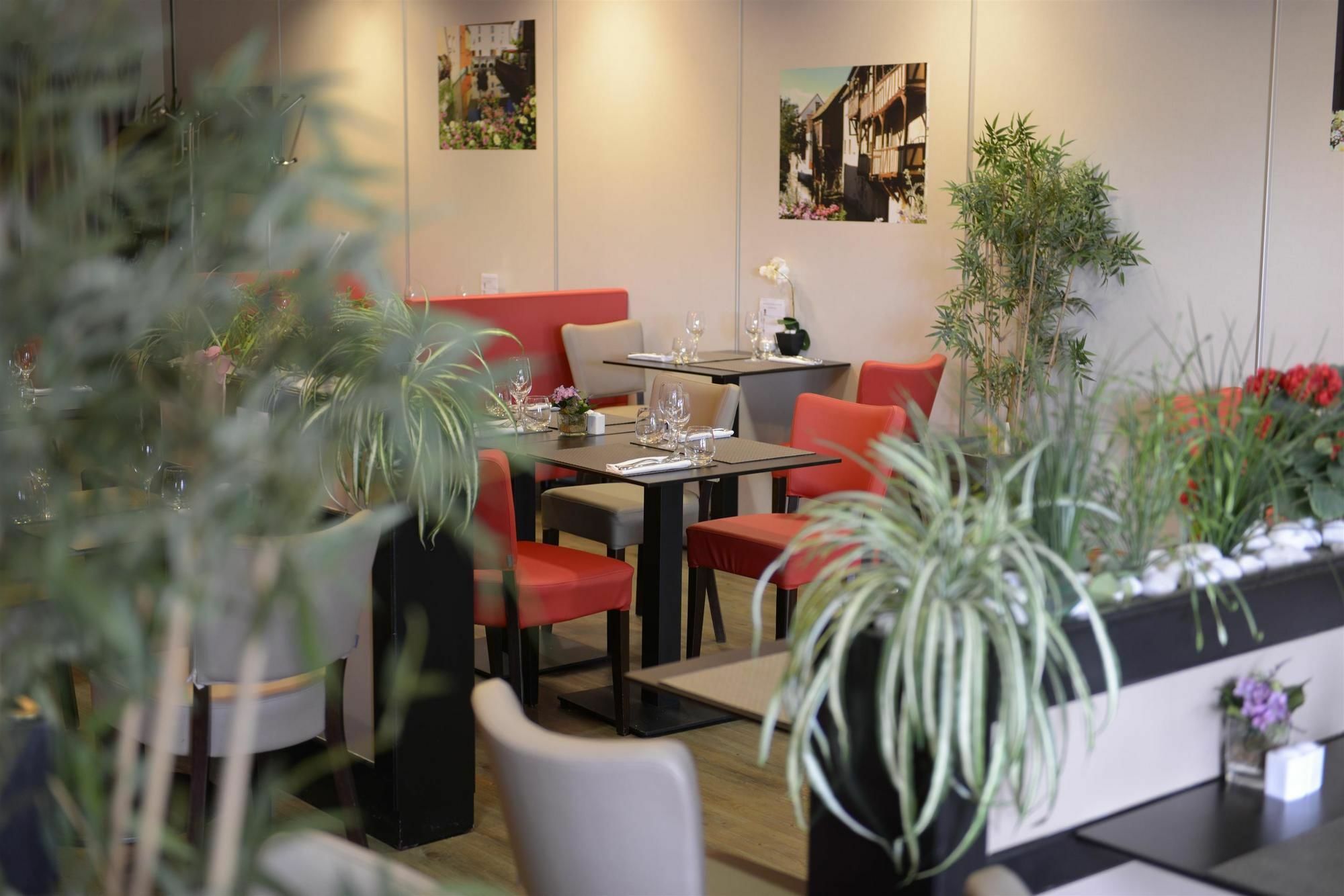 Ibis Styles Montargis Arboria Hotel